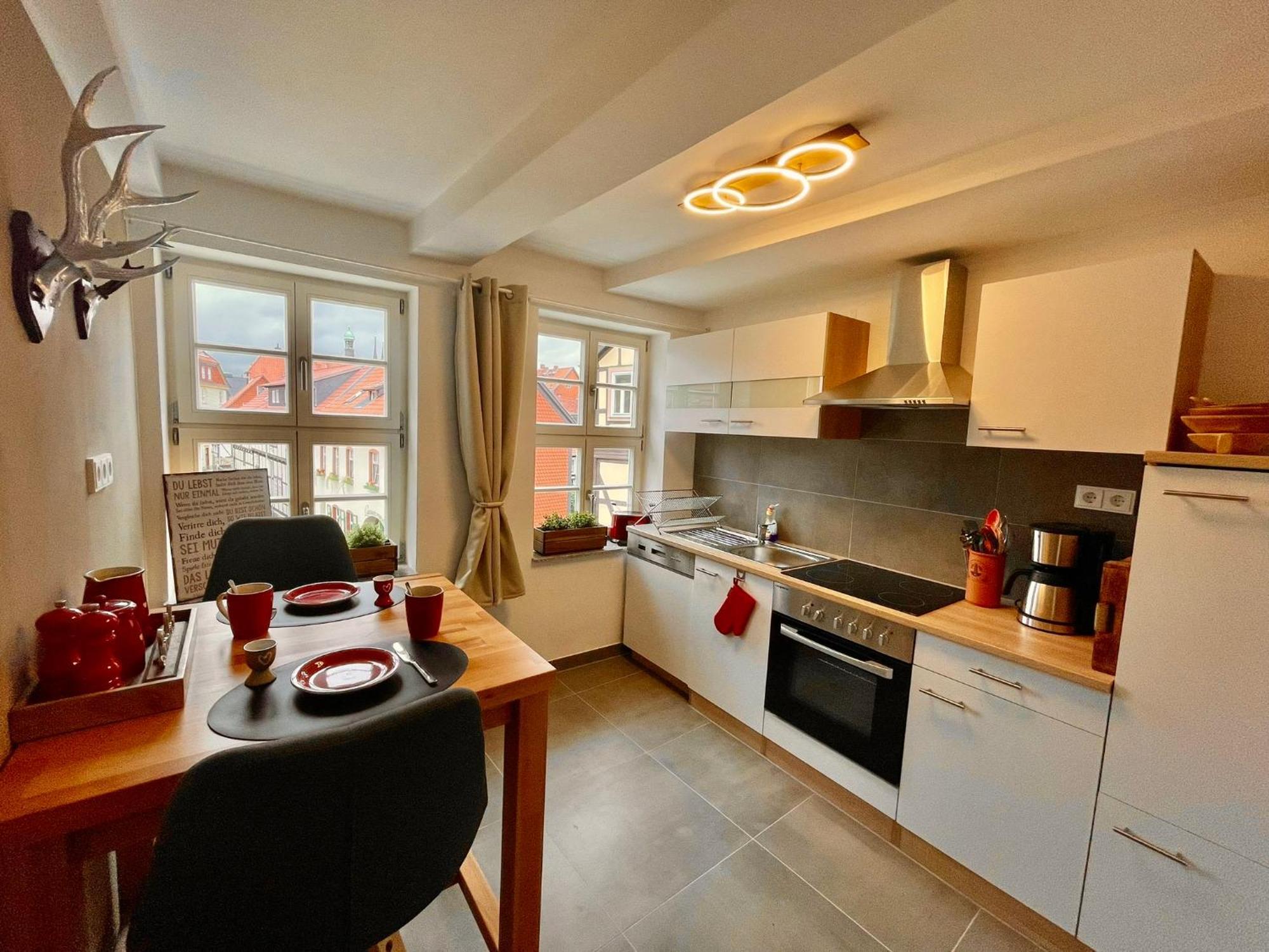 Homelikestay: Ferienwohnungen - Wernigerode - Wlan - Bestlage - Liebevolle Einrichtung Dış mekan fotoğraf