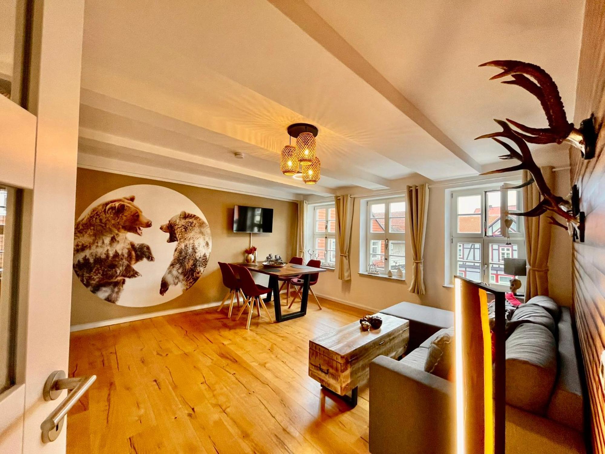 Homelikestay: Ferienwohnungen - Wernigerode - Wlan - Bestlage - Liebevolle Einrichtung Dış mekan fotoğraf
