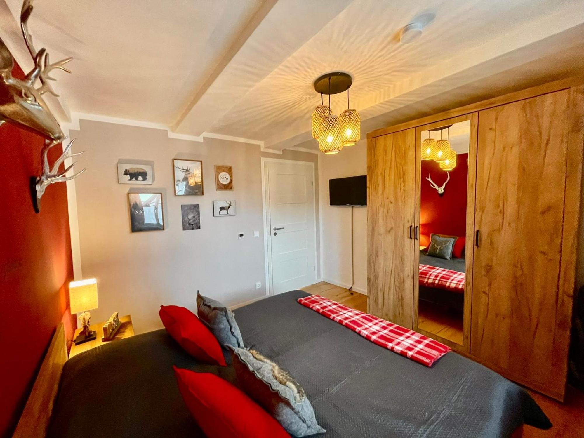 Homelikestay: Ferienwohnungen - Wernigerode - Wlan - Bestlage - Liebevolle Einrichtung Dış mekan fotoğraf