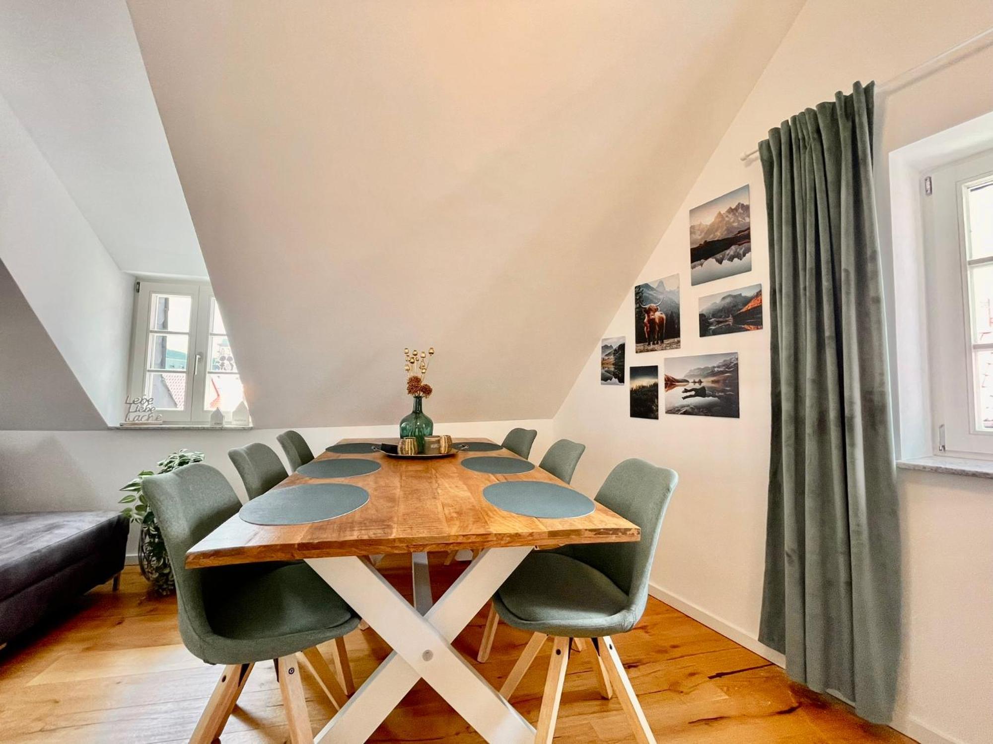 Homelikestay: Ferienwohnungen - Wernigerode - Wlan - Bestlage - Liebevolle Einrichtung Dış mekan fotoğraf